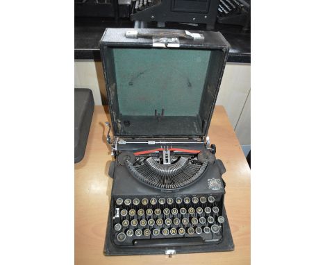 Imperial "Good Companion" Portable Typewriter in Case  