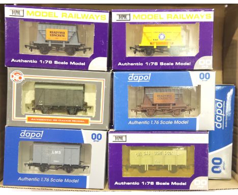 Nineteen assorted Dapol wagons including Presflows. P&amp;P Group 1 (£14+VAT for the first lot and £1+VAT for subsequent lots