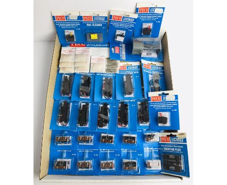 Good Quantity of New Peco Accessories - To Include: 10x PL-10E, 10x PL-11, 12x SL-10, 7x SL-11, 1x LK-1, 1x PL-41, 2x PL-26R,