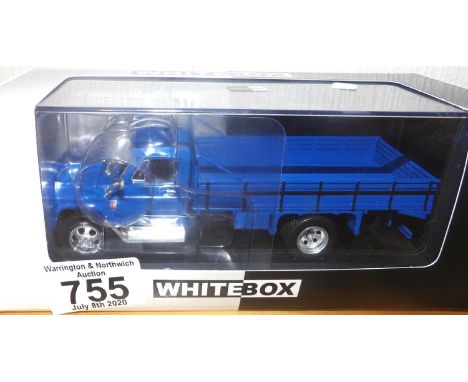 Whitebox 1:43 scale Chevrolet C60 1960 truck. P&amp;P Group 2 (£18+VAT for the first lot and £2+VAT for subsequent lots) 