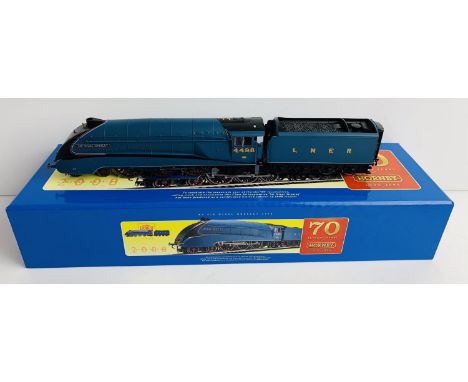 Hornby R2688 LNER Class A4 Sir Nigel Gresley LIMITED EDITION - New &amp; Boxed. P&amp;P Group 2 (£18+VAT for the first lot an