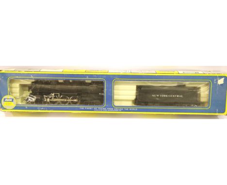 AHM HO gauge 4-6-4 tender locomotive New York Central (Hudson). P&amp;P Group 2 (£18+VAT for the first lot and £2+VAT for sub