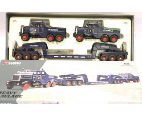 Corgi Classic Pickford containing 2 x Scammell Constructors 924 wheel low loader. P&amp;P Group 2 (£18+VAT for the first lot 