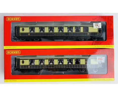 2x Hornby Pullman Coaches with Lights - To Include: R4421 Octavia, R4423 Aurelia - Both Boxed. P&amp;P Group 2 (£18+VAT for t