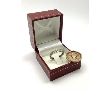 A Chester Hallmarked 9ct Gold Medallion Pendant, initialled and engraved "Gilshochill Garden Plots Assoc 1929 Awarded For Hig