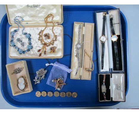 Gucci; A Modern Ladies Wristwatch, serial number to case back "2040 L 0023550", further ladies wristwatches, including Montin