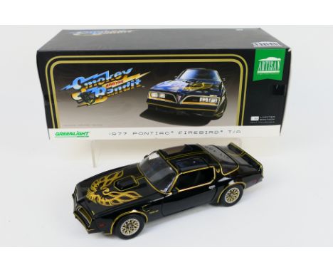 Greenlight - A boxed Limited Edition 1:18 scale 'Smokey and the Bandit' 1977 Pontiac Firebird by Greenlight. The model appear