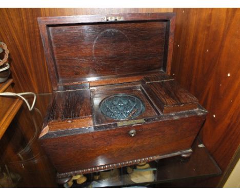 A VICTORIAN TYPE MAHOGANY TEA CADDY WITH GLASS INSERT 