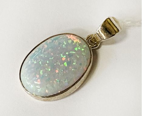 OPAL PENDANT 