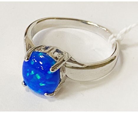 STERLING SILVER OPAL RING - SIZE N