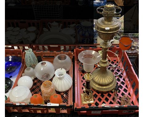 2 TRAYS OF VINTAGE LIGHTING