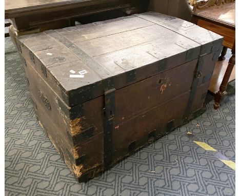 LARGE TRUNK