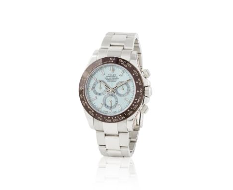 Rolex. A fine and rare platinum automatic diamond set chronograph bracelet watchRolex. Beau et rare chronographe bracelet en 