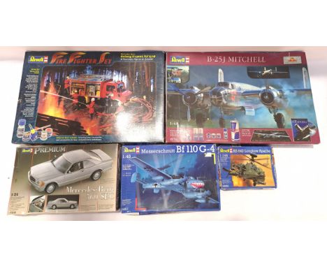 Revell, a boxed Group of Mixed Scale Model Kits. Although unchecked for completeness condition appears Good to Good Plus with