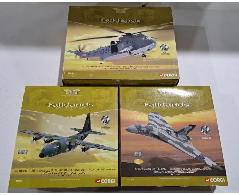 Corgi Aviation Archive a boxed military 1:72/1:144 scale group. Although unchecked for completeness condition appears general
