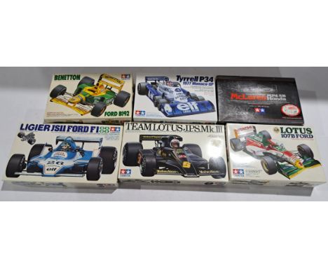 Tamiya a boxed 1:20 scale F1 related model kits. Conditions generally seem Excellent (parts still bagged) with in Good boxes.