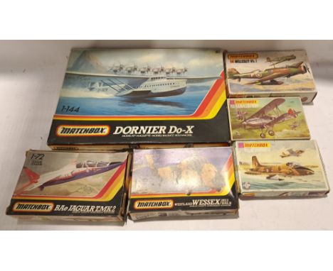 Matchbox, a boxed 1:1:72 &amp; 1:144 Scale Military Aviation Group. Although unchecked for completeness condition appears Goo