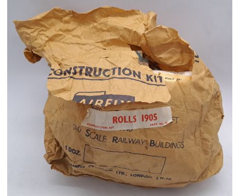 Airfix c1960&rsquo;s ORIGINAL TRADE BAG complete with Bagged &ldquo;1905 Rolls-Royce&rdquo;. Each Trade Bag states 1 dozen ki