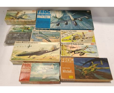 Frog, a boxed 1:72 Scale Military Aviation Group. Although unchecked for completeness condition appears Fair to Good within g