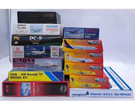 Glencoe, Skyline, Fly, Modelcraft and similar a boxed 1:144/1:126 scale civilian aircraft model kits group. Conditions appear