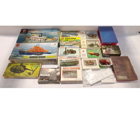 Airfix, Pyro &amp; Similar, a boxed and unboxed Group of Mixed Scale Model Kits. Although unchecked for completeness conditio