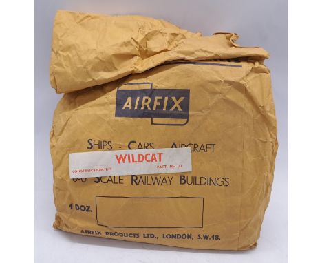 Airfix c1960&rsquo;s ORIGINAL TRADE BAG complete with Bagged (possibly Type3) &ldquo;Wildcat&rdquo; Kits. Each Trade Bag stat