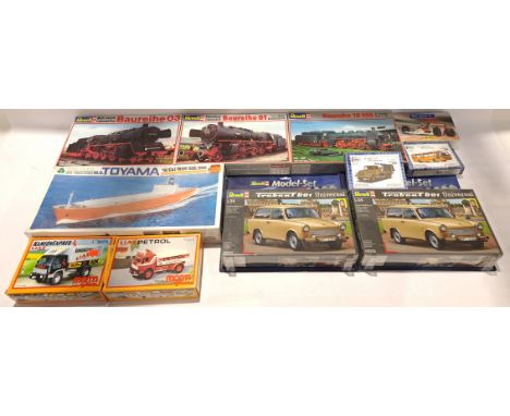 Revell, Heller &amp; Similar, a boxed Group of Mixed Scale Model Kits. Although unchecked for completeness condition appears 