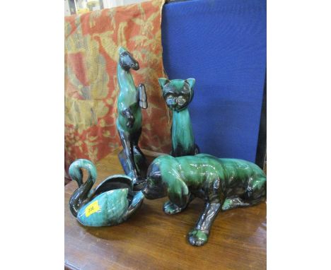 A quantity of vintage Blue Mountain pottery models of animals 