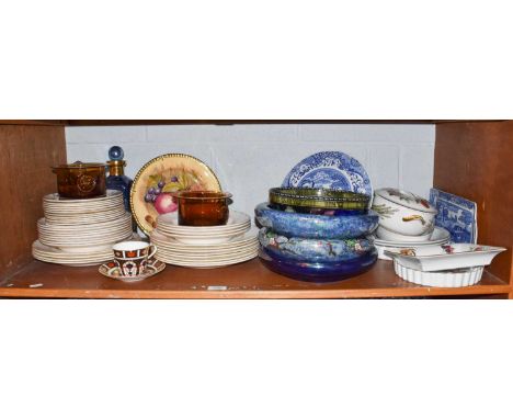 A Spode Glen Lodge Part Service, Stag and Pheasant bowls, plates and dishes, blue and white Italian Landscape pieces, Grimwad