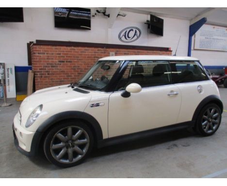 Make &amp; Model: Mini Cooper SDate of Reg: SW55 BCFColour: Whitecc: 1598MoT: 03-12-2021Fuel Type: PETROLMileage: 68kTransmis