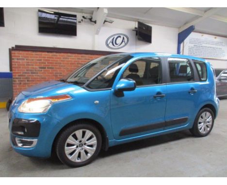 Make &amp; Model: Citroen C3 Picasso VTR PlusDate of Reg: AJ10 CUVColour: Bluecc: 1598MoT: 20-01-2022Fuel Type: PETROLMileage