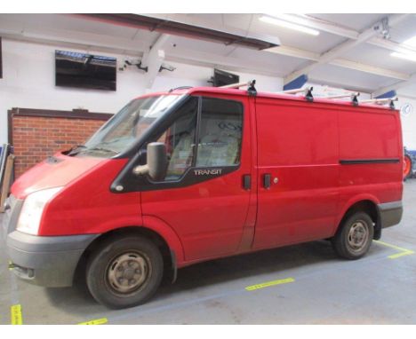 Make &amp; Model: Ford Transit 100 T280 FWDDate of Reg: RO12 OPFColour: Redcc: 2198MoT: 23-09-2021Fuel Type: DIESELMileage: 1