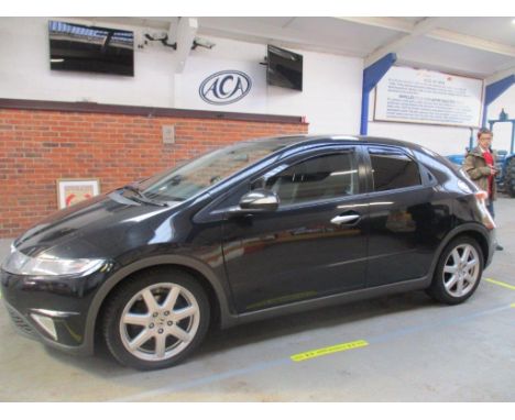 Make &amp; Model: Honda Civic EX I-CTDIDate of Reg: RE58 KWAColour: Blackcc: 2204MoT: 15-10-2021Fuel Type: DIESELMileage: 170
