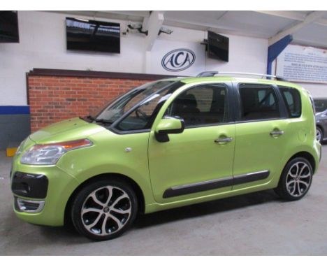 Make &amp; Model: Citroen C3 Picasso ExclusivDate of Reg: EF09 NZDColour: Greencc: 1397MoT: 24-02-2022Fuel Type: PETROLMileag