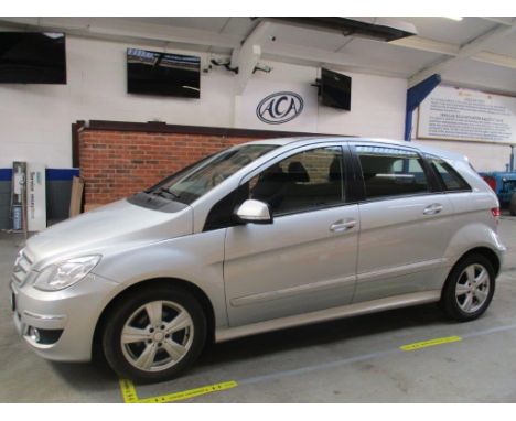 Make &amp; Model: Merc B150 SEDate of Reg: WU09 RYFColour: Silvercc: 1498MoT: 11-04-2022Fuel Type: PETROLMileage: 77kTransmis