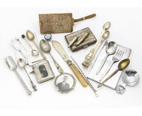 A collection of small silver and other items, including a George V silver cigarette case, a Victorian silver spoon, other pla