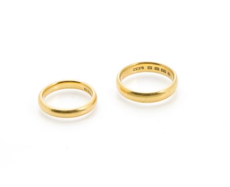 Two vintage 22ct gold wedding bands, both plain with internal hallmarks, 13.9g (2)Sizes are L/M and Q