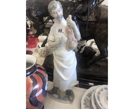 A large Lladro figure