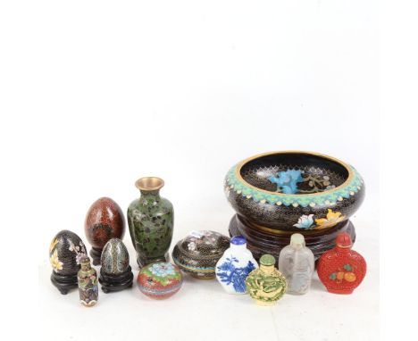 Various Oriental cloisonne enamel items, including pot pourri bowl, decorative eggs, snuff bottles etc 