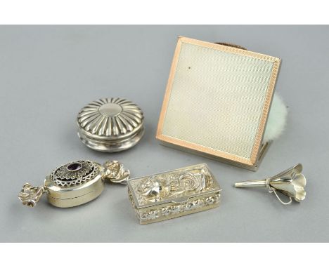 FIVE ITEMS, to include a silver square compact, the engine turned detail and gold coloured edging, hallmarked Birmingham 1940
