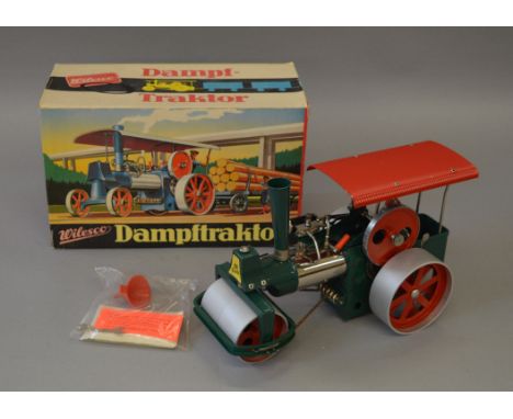 LIVE STEAM. Wilesco steam roller. VG, unfired, boxed. Burner tray present.
