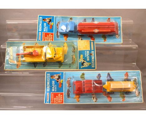 Three carded Lone Star Roadmaster Major Series diecast models, 1291 Articulated Esso Tanker,  1292 Jeep and Trailer 'Builders