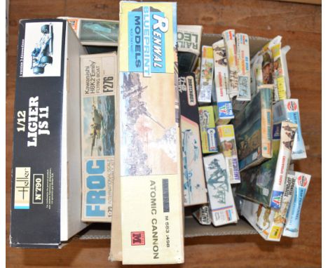 Ten boxed/bagged plastic model kits by Heller, Frog, Kitmaster and others in a variety of different scales including a Renwal