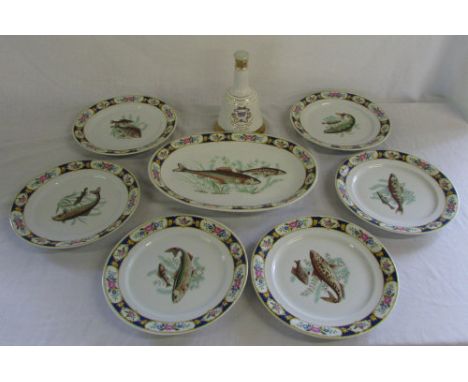 Bells commemorative whisky decanter & 7 piece Limoges fish plates