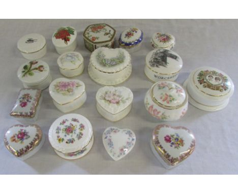 Assorted ceramic lidded trinket pots inc Tank Museum and Royal Wedding of Charles & Diana 1981