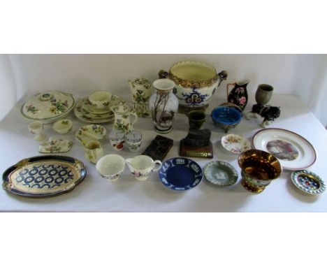 Various ceramics inc Wedgwood, Royal Crown Derby and Royal Worcester