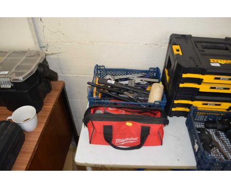 Mixed lot of various working tools, vices, adjustable spanners, pipe cutters, hammers etc