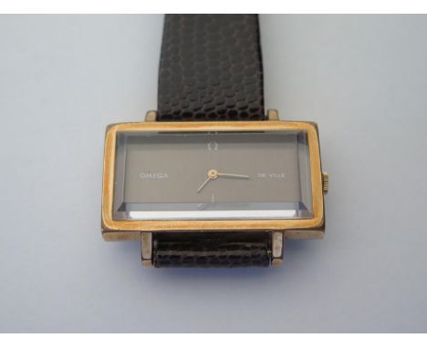 An Omega De Ville Gold Plated Gent's Manual Wristwatch, the 17 jewel cal. 620 movement no. 33457683 with two adjustments, run