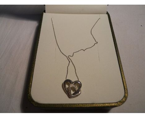 White gold & stone set '2 Hearts Entwined' pendant & chain - Marked 375 & DIA 