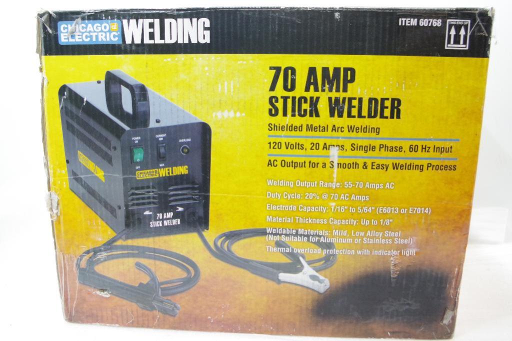 NEW CHICAGO ELECTRIC 70 Amp Stick Welder 120V, 20A, 60Hz